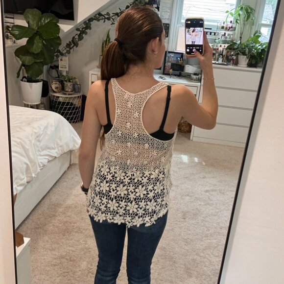 WOMEN'S DOLLED-UP BY F.A.N.G. IVORY CROCHETED RACER BACK TANK TOP - MEDIUM - Picture 2 of 5